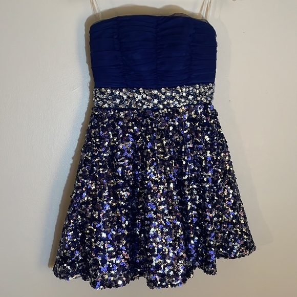 My Michelle Homecoming Sequins‎ Dress - Picture 2 of 7